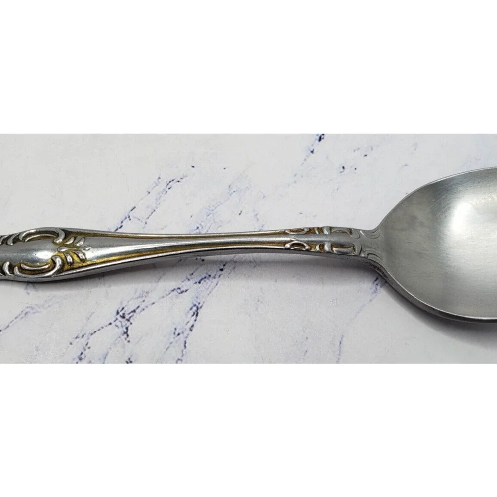 6 Pieces of Flatware Spoons and Knife Valhalla Embassy Classic Stainless